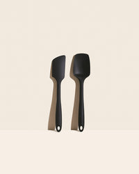 GIR Spatula and Spoonula Set on a cream background.